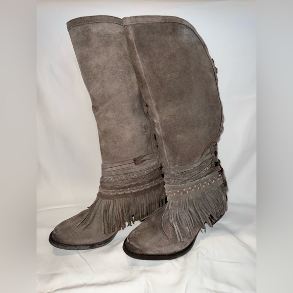 Monkey tall western boots, gray, size 9 - Picture 1 of 3